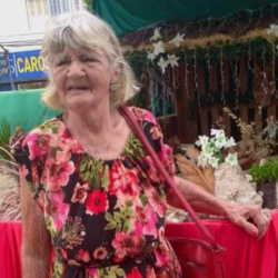 Nízia Soares de Rezende