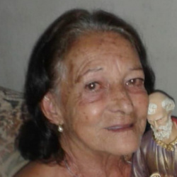 Junia Lobato Saldanha