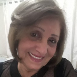 Maristela Costa Santos Flores