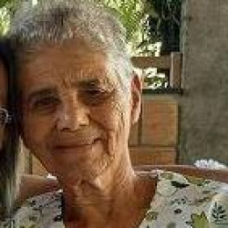 Flora Ferreira