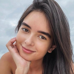 Vanessa Lara de Oliveira Silva