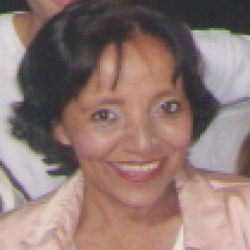 Isaura Rodrigues S. Medina