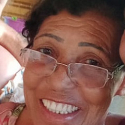 Helia das Graças Santos Porto