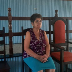 Maria Helena Navarro