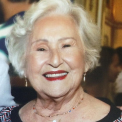 Maria  do Carmo de Oliveira Santana